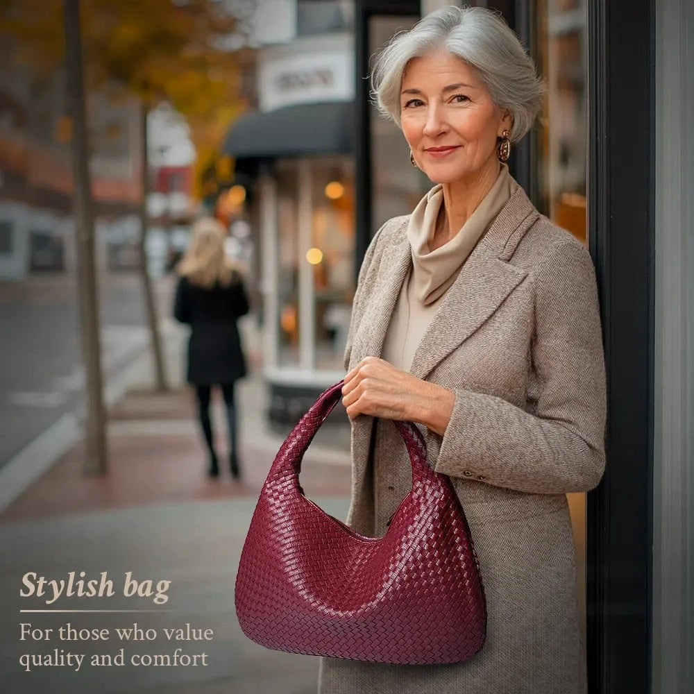 TAMMY | CHIC WOVEN TOTE BAG IN DEEP RED