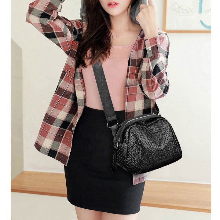 SHEENA | CHIC LIGHTWEIGHT WOVEN CROSSBODY BAG