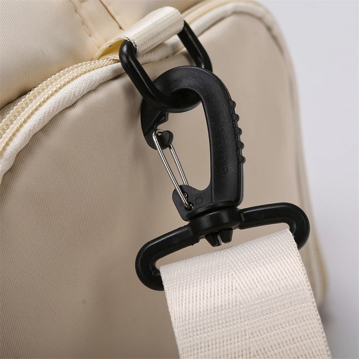 PAULEEN | WOMEN’S WATER-RESISTANT OXFORD GYM BAG