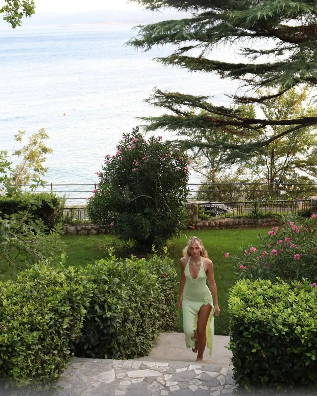 NADIA | FLORAL APPLIQUÉ MAXI DRESS