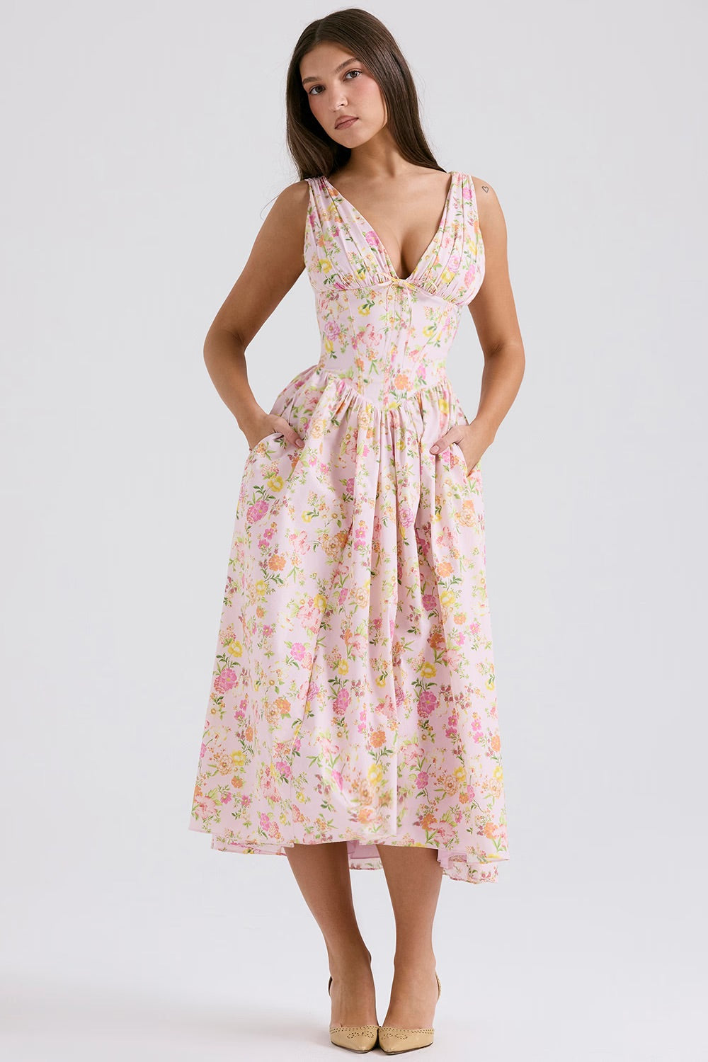 SIENNA | FLATTERING SUMMER DRESS