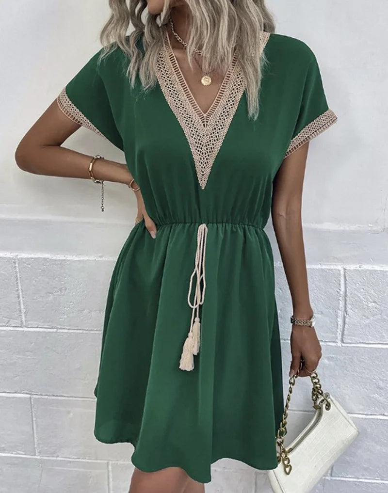 BROOKE | CHIC V-NECK BOHO DRESS