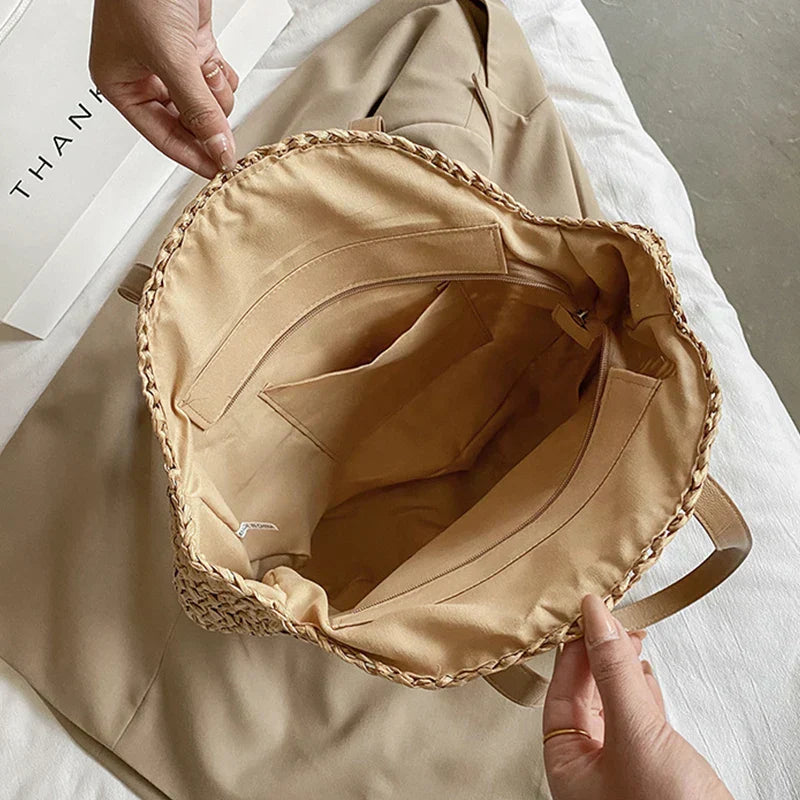 JOIE | HANDWOVEN STRAW RATTAN BEACH BAG