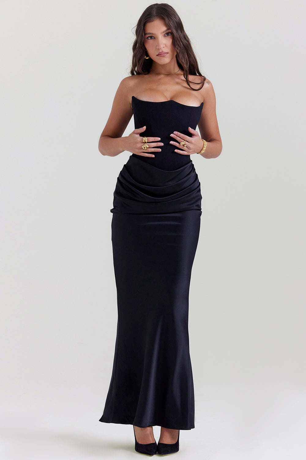 CHESCA | ELEGANT SATIN STRAPLESS MAXI DRESS