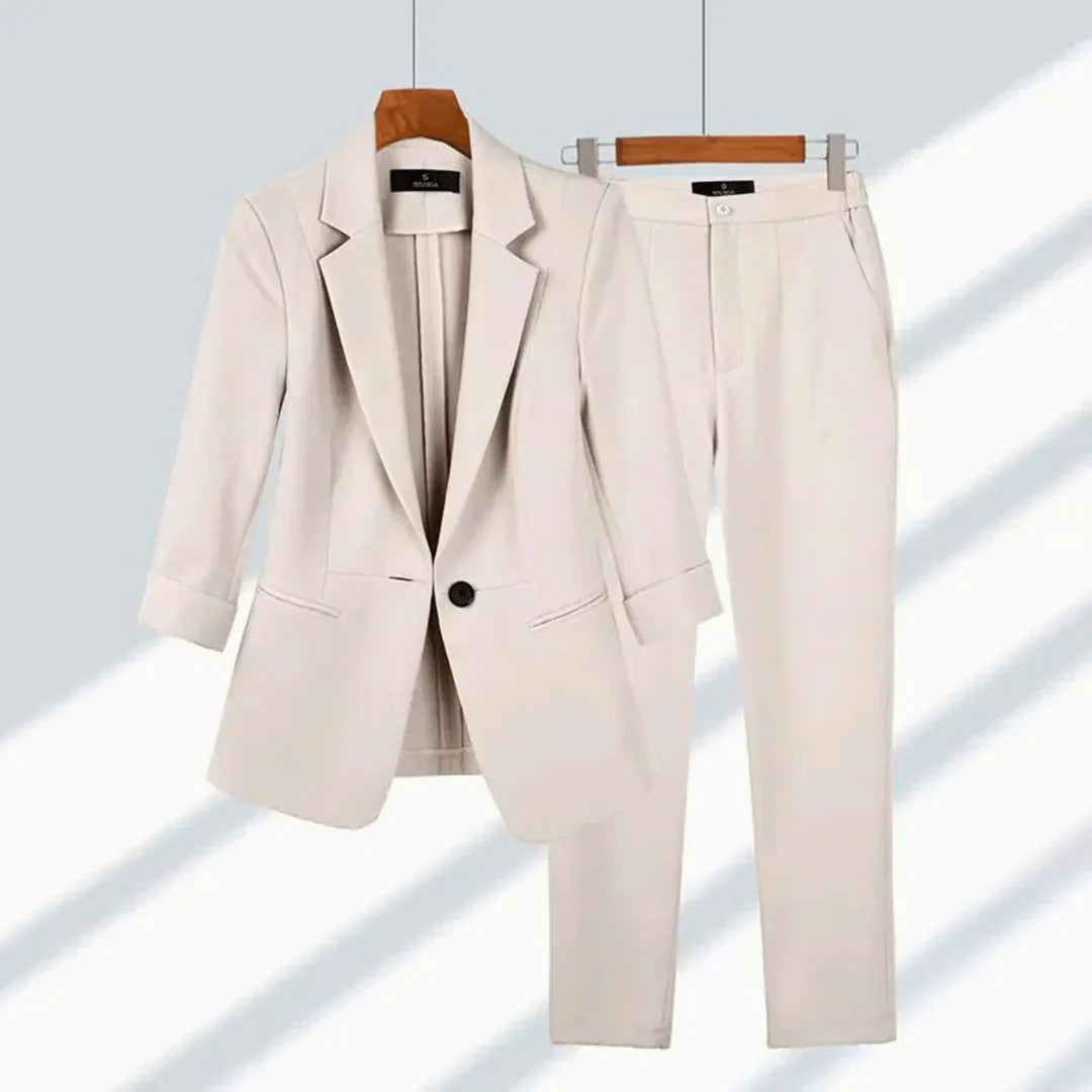 ATHENA | WOMEN’S LIGHTWEIGHT BLAZER & PANT SET