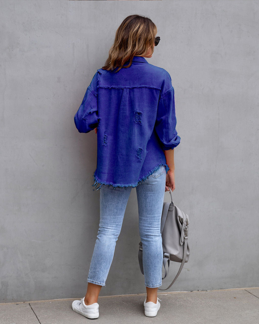 SUZIE | WOMEN’S DISTRESSED DENIM JACKET