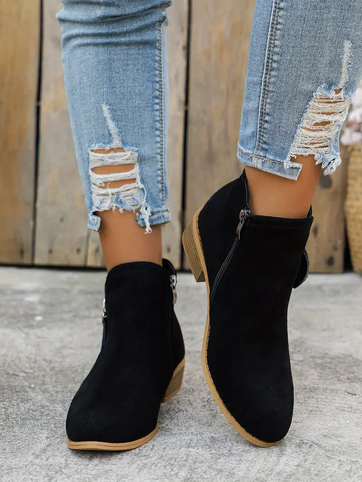 BERNARDINA | LOW-HEEL BOOTS