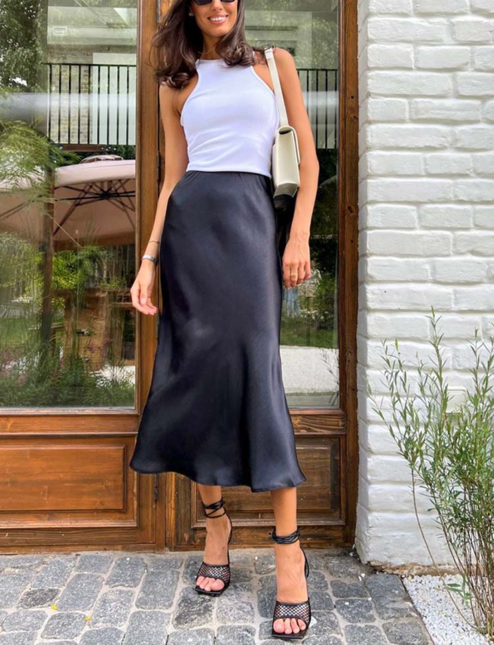 JINKEE | SATIN MIDI SKIRT
