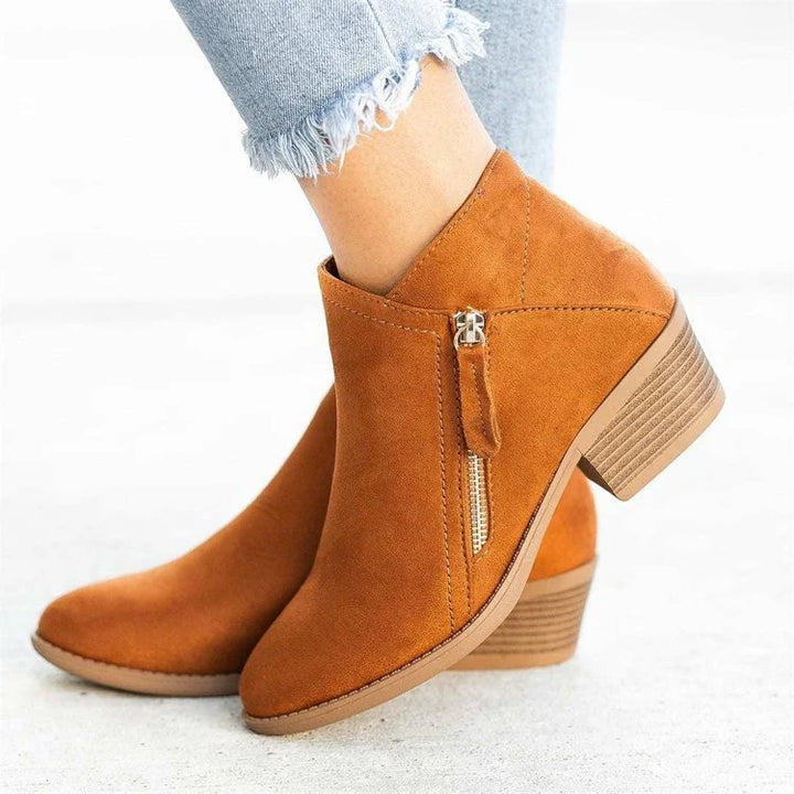 BERNARDINA | LOW-HEEL BOOTS