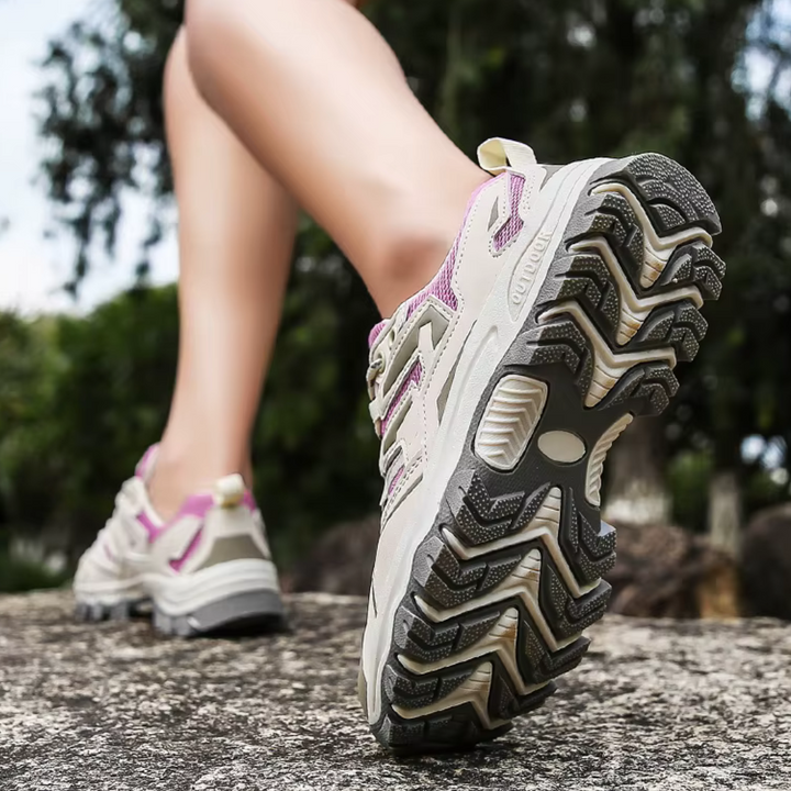 BETTY | WOMEN’S LOW-TOP HIKING SHOES