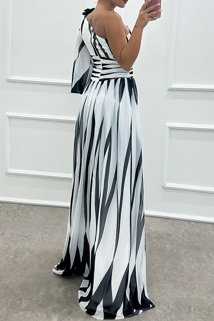 EDEN | ONE-SHOULDER STRIPED MAXI DRESS