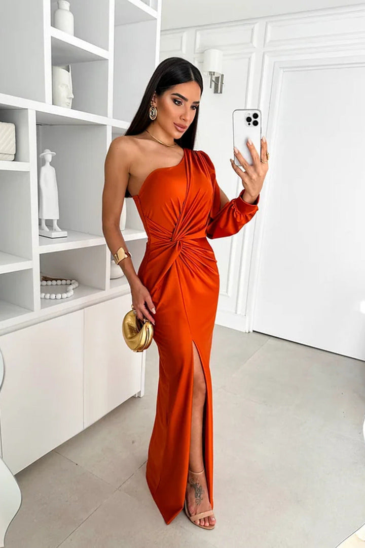 RENEE | ELEGANT MAXI DRESS