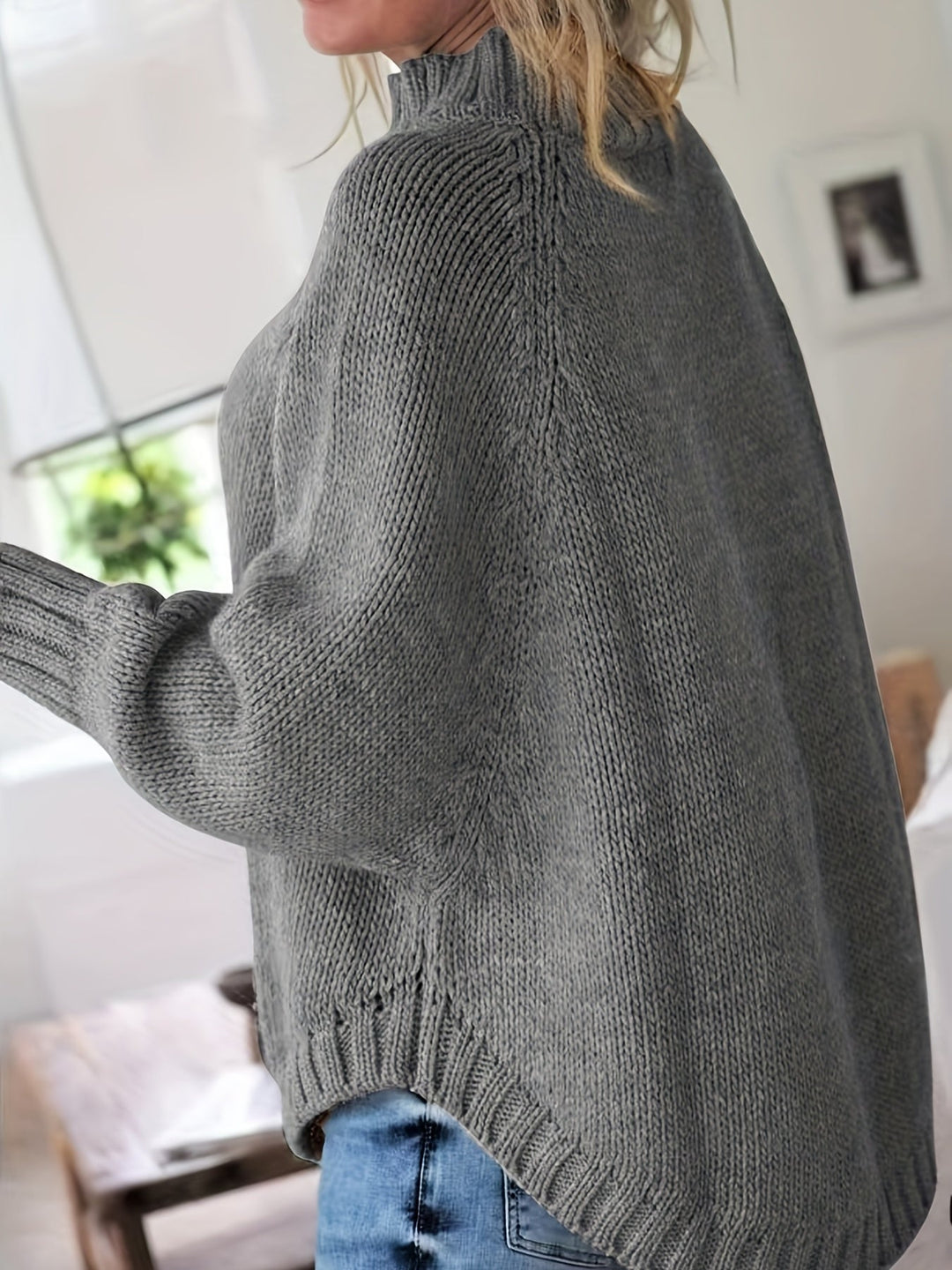 DONNA | WOMEN’S OVERSIZED KNIT SWEATER