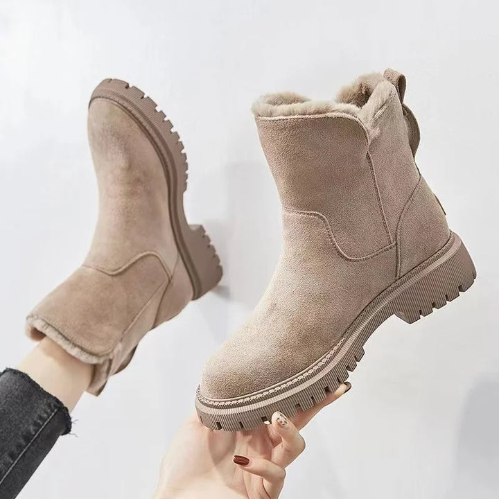 LINA | WOMEN’S WINTER BOOTS WITH FUR LINING