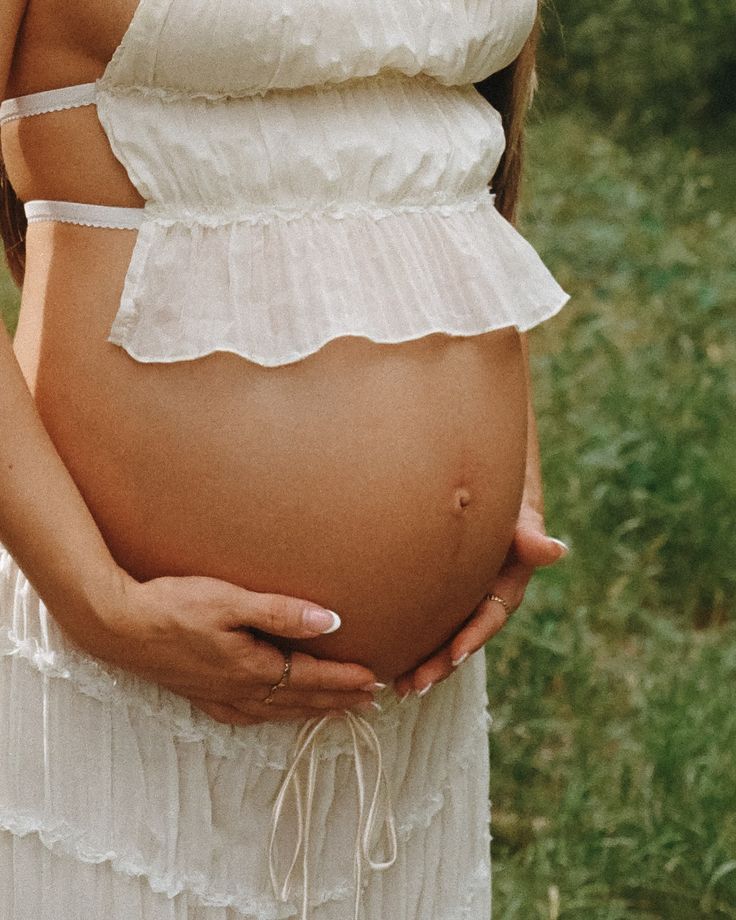 JUNA | MATERNITY HALTER NECK TWO-PIECE SET