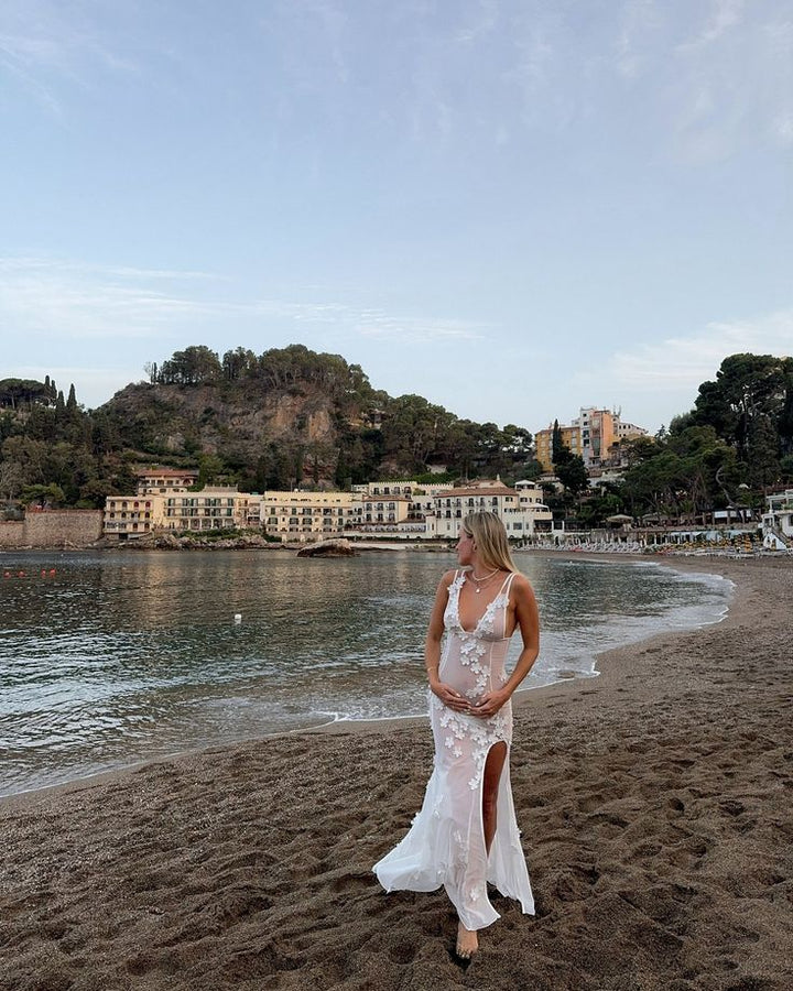 ALMERIA | SLEEVELESS WAISTED LACE DRESS