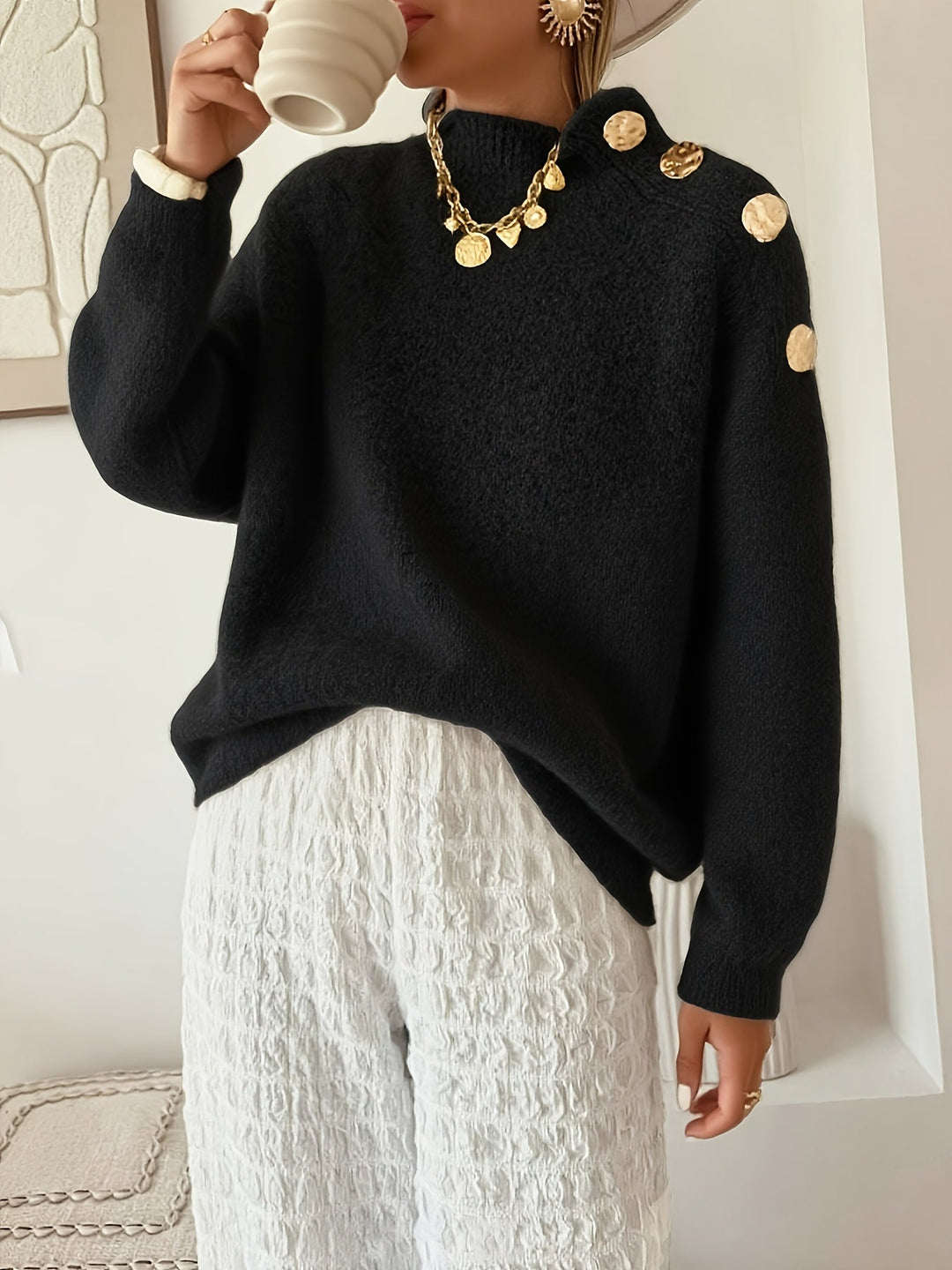 JOYLYN | WOMEN’S KNIT BUTTONED SWEATER