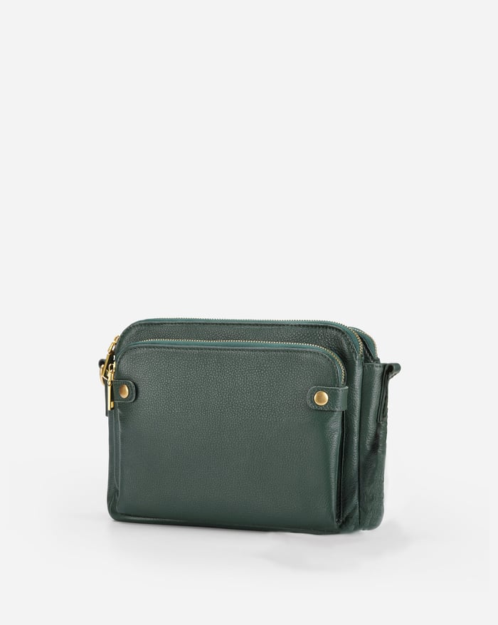 JOLENE | SLEEK THREE-LAYER CROSSBODY BAG