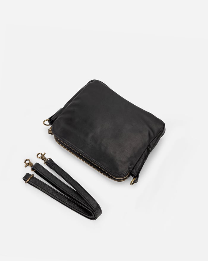 JOLENE | SLEEK THREE-LAYER CROSSBODY BAG