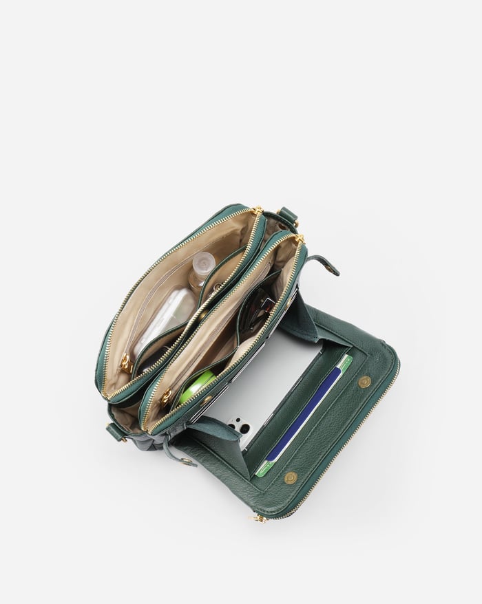 JOLENE | SLEEK THREE-LAYER CROSSBODY BAG