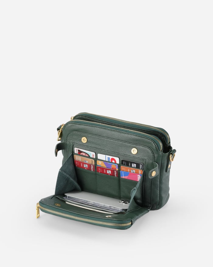 JOLENE | SLEEK THREE-LAYER CROSSBODY BAG