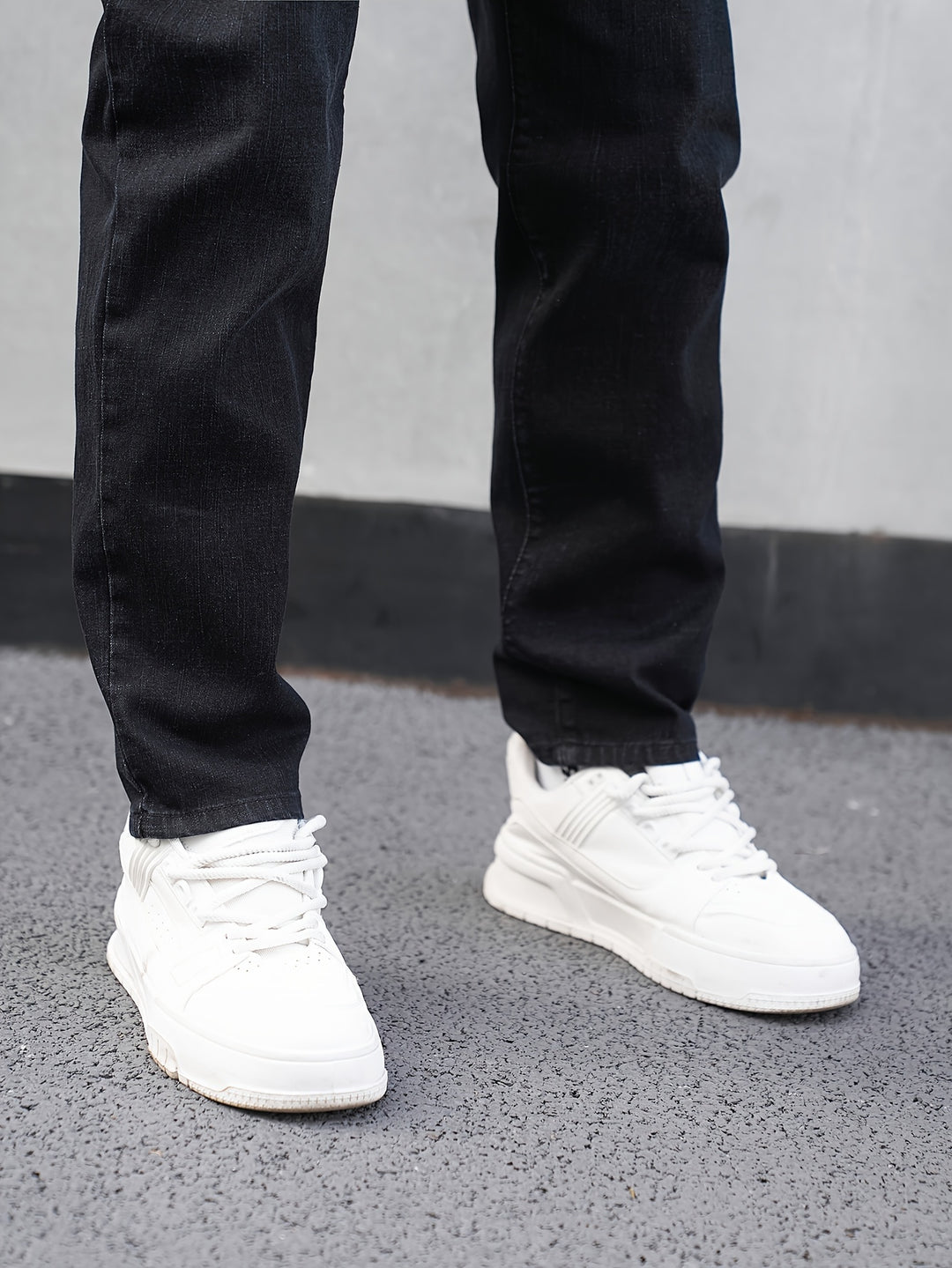 RICHIE | STRAIGHT-LEG WASHED DENIM JEANS