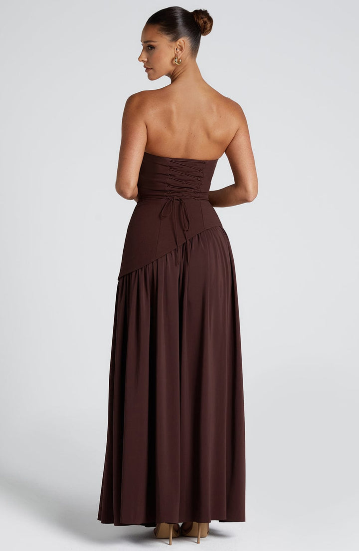 WENDY | ELEGANT BACKLESS PLEATED MAXI DRESS